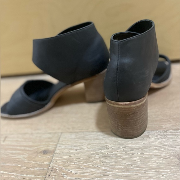 Django and Juliette all leather sandal Sz41 - Picture 5 of 8